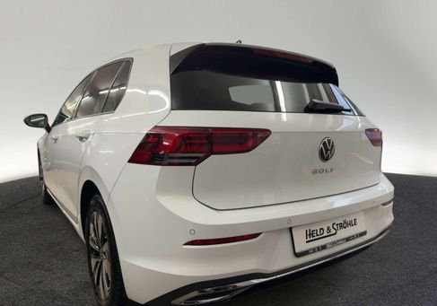 Volkswagen Golf, 2024 3