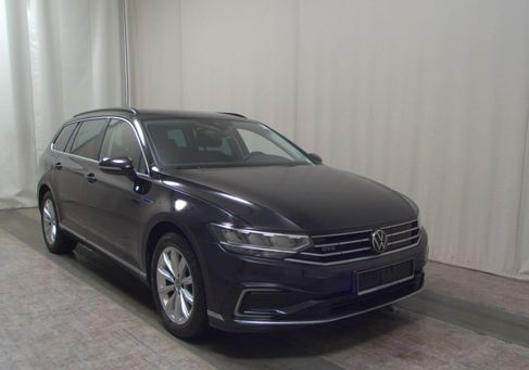 Volkswagen Passat, 2022