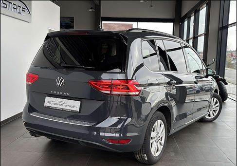 Volkswagen Touran, 2022 3
