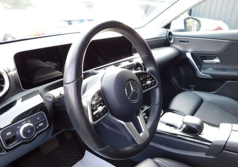 Mercedes-Benz A 250, 2018 3