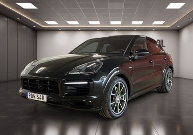 Porsche Cayenne, 2023