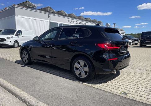 BMW 118, 2023