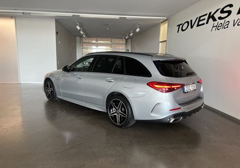 Mercedes-Benz C 300, 2022