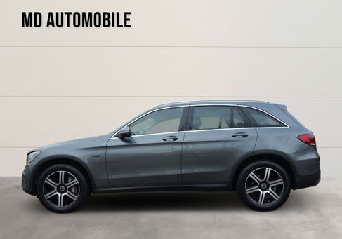 Mercedes-Benz GLC 300, 2021