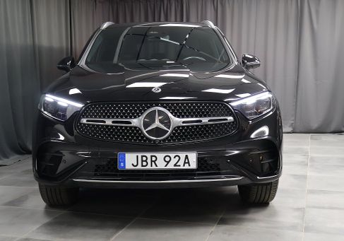 Mercedes-Benz GLC 300, 2026