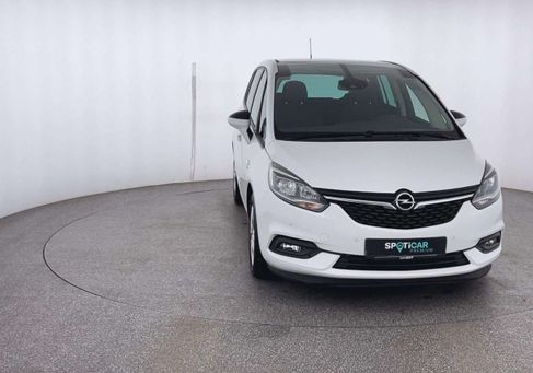 Opel Zafira, 2019