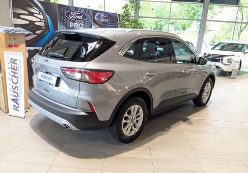 Ford Kuga, 2022