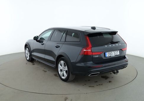 Volvo V60 Cross Country, 2020