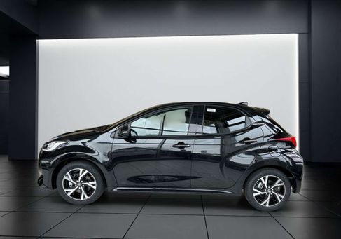 Toyota Yaris, 2025