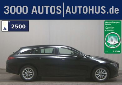 Mercedes-Benz CLA 180, 2022