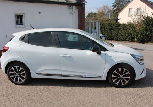 Renault Clio, 2022