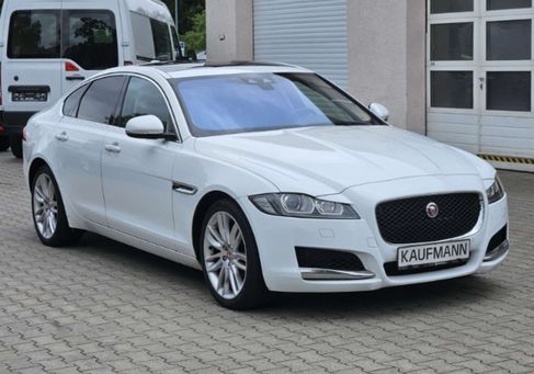 Jaguar XF, 2017