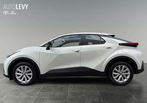 Toyota C-HR, 2025