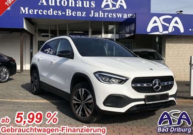 Mercedes-Benz GLA 200, 2021