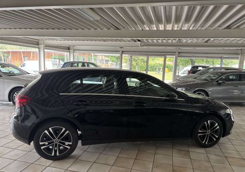 Mercedes-Benz A 200, 2023