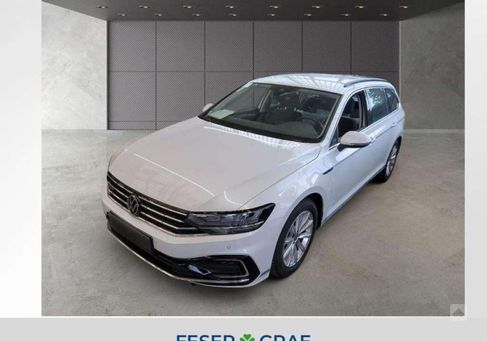 Volkswagen Passat Variant, 2022