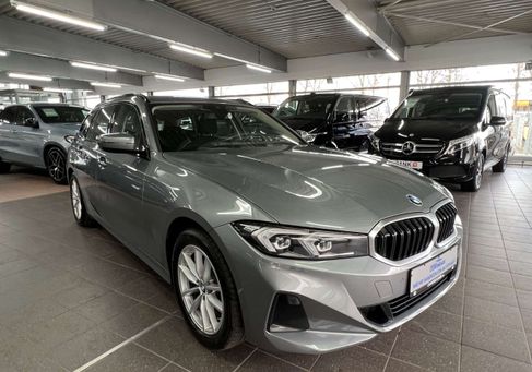 BMW 320, 2022
