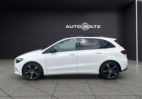 Mercedes-Benz B 200, 2024