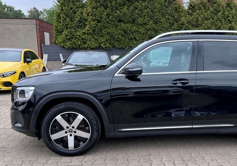 Mercedes-Benz GLB 200, 2022
