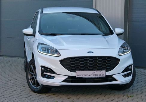 Ford Kuga, 2022