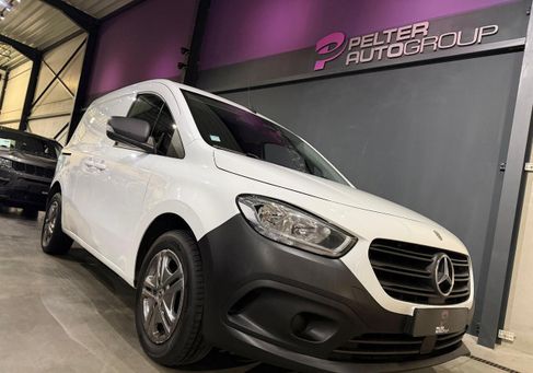 Mercedes-Benz, 2022 3