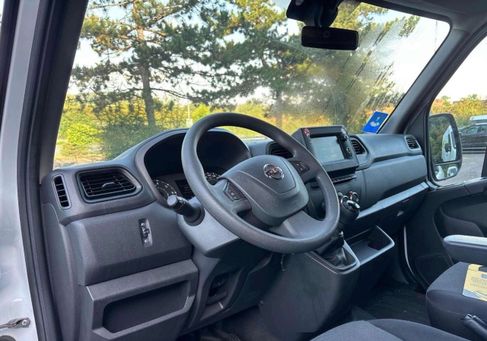 Nissan Interstar, 2023 3