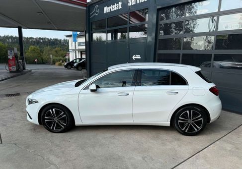 Mercedes-Benz A 180, 2023
