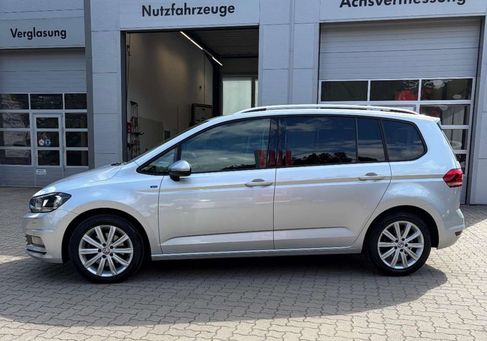 Volkswagen Touran, 2018 3