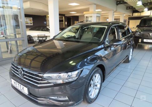 Volkswagen Passat Variant, 2023