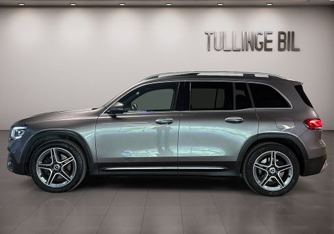 Mercedes-Benz GLB 200, 2021