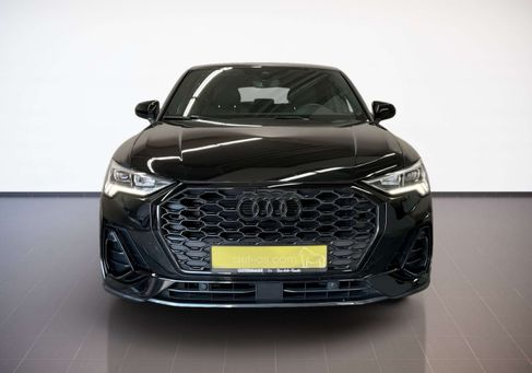 Audi Q3, 2022