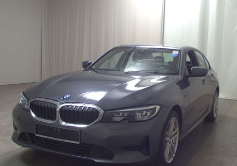 BMW 320, 2022