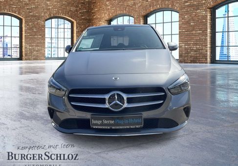 Mercedes-Benz B 250, 2022 2