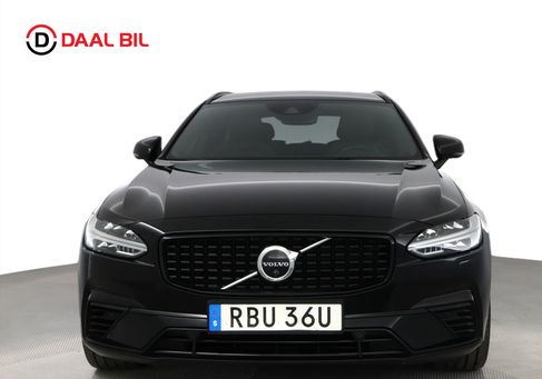 Volvo V90, 2021