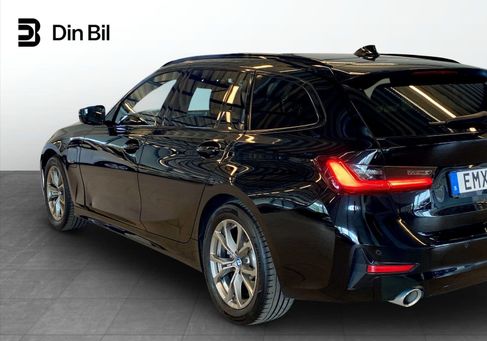 BMW 330, 2022