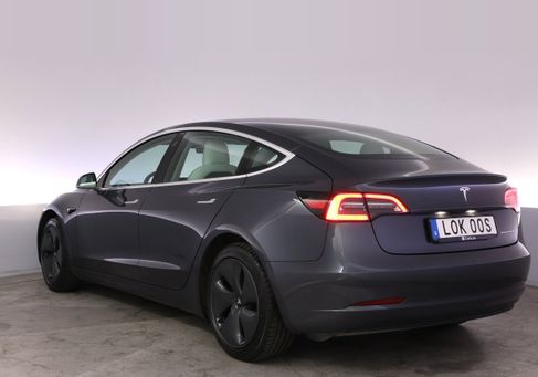 Tesla Model 3, 2019 3