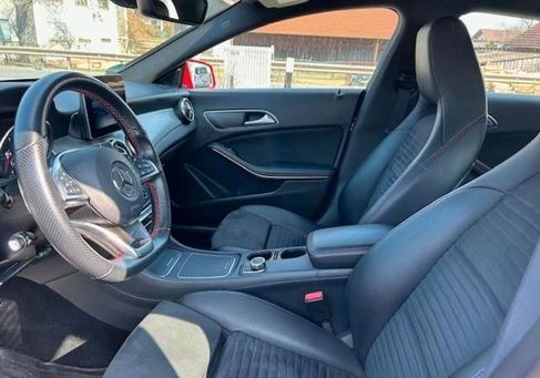 Mercedes-Benz CLA 200, 2018