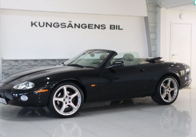 Jaguar XK, 2001