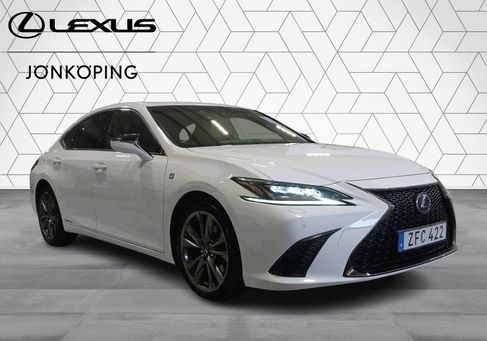 Lexus ES, 2019 3