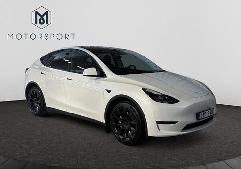 Tesla Model Y, 2023