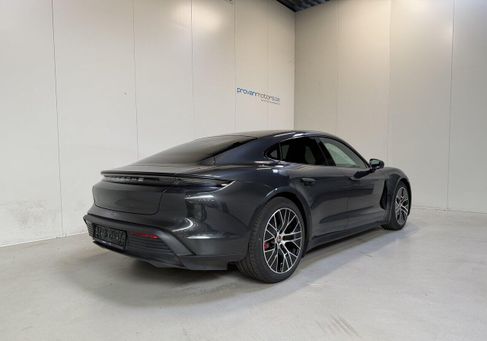 Porsche, 2020 3