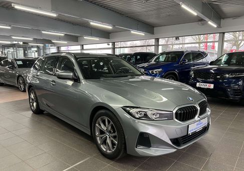 BMW 318, 2023