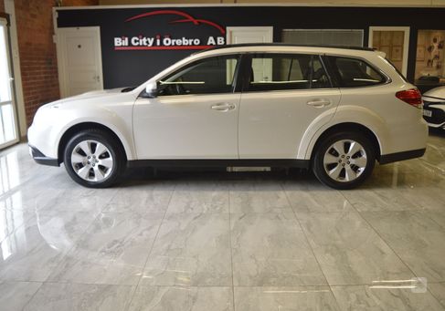 Subaru OUTBACK, 2012