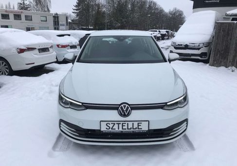 Volkswagen Golf, 2022