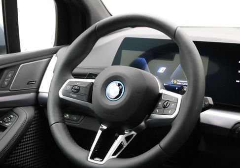 BMW 225 Active Tourer, 2026