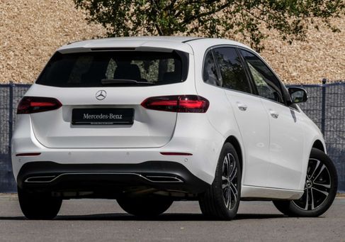 Mercedes-Benz B 220, 2025 3