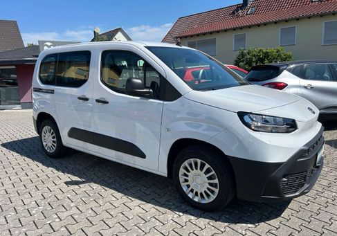 Toyota Proace, 2025
