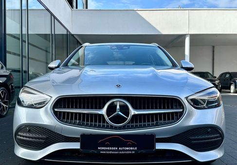 Mercedes-Benz C 220, 2023 3