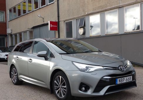 Toyota Avensis, 2016