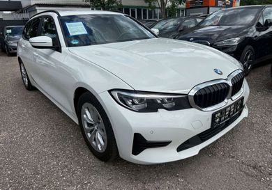 BMW 318, 2022